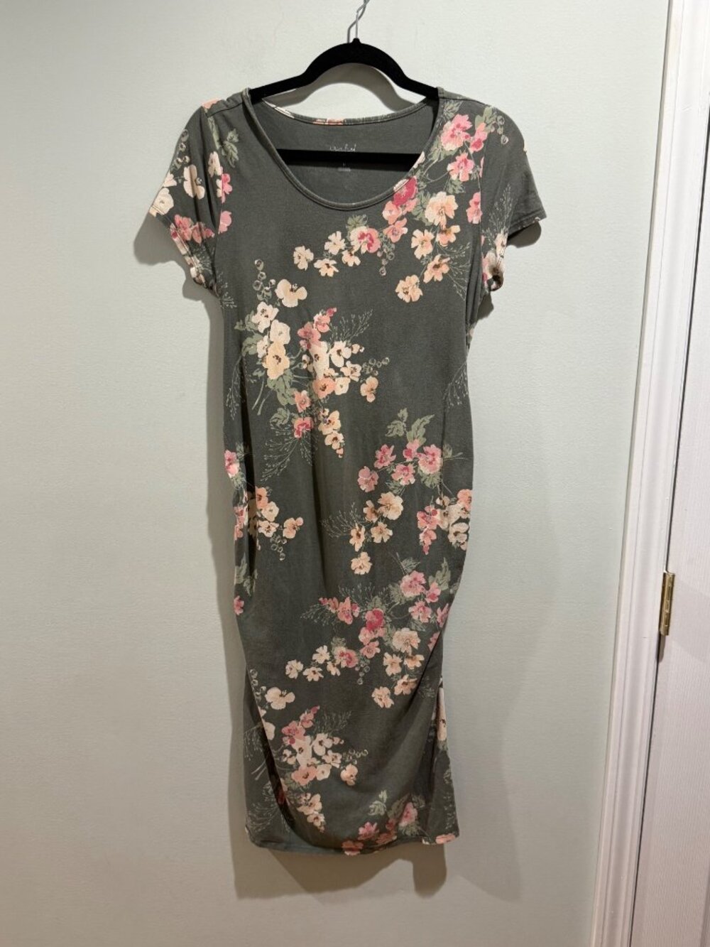 Isabel Maternity Floral Ruched Short Sleeve Midi T-Shirt Dress Size Medium